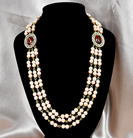 Epoxy Multilayer Pearl Necklace